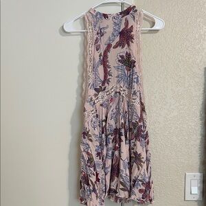 Intimately by Free People xs Sleeveless Pink Floral Lace-Trim Dress
